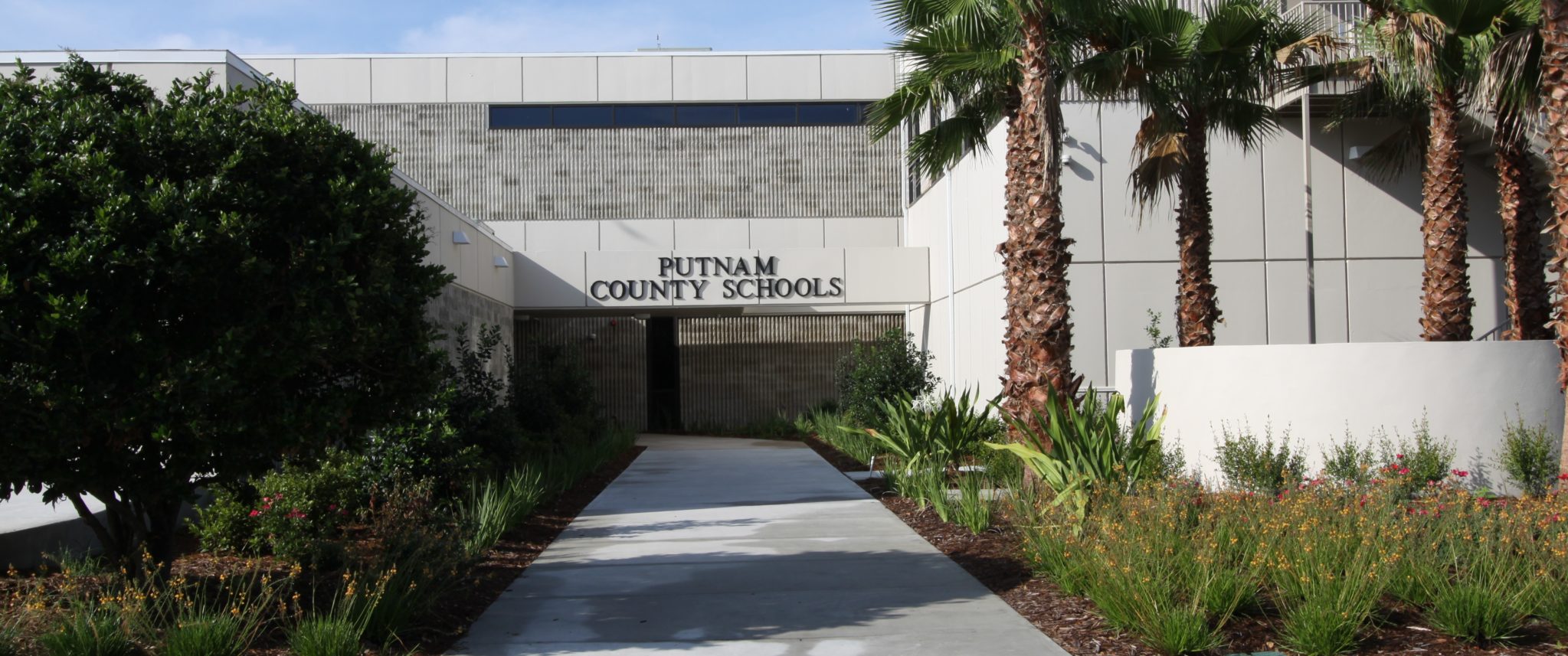 Schools Nab Grant to Continue Grad Coaching